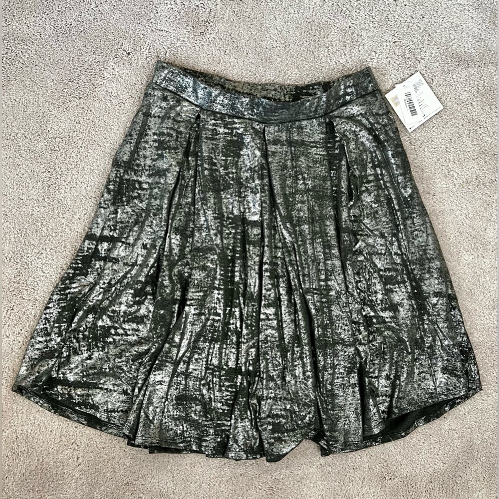 NWT LuLaRoe Madison Skirt - Elegant Collection